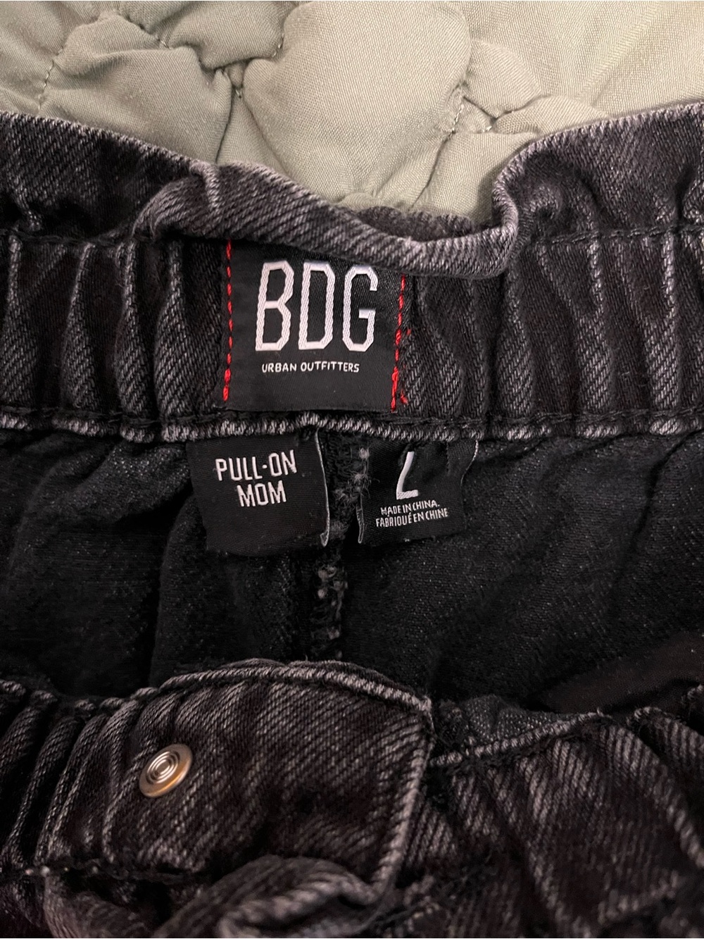 BDG Washed Black Elastic Waist Denim Mom Shorts - Picture 3 of 3